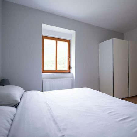 Appartamento Hisa Urska Log pod Mangartom Esterno foto
