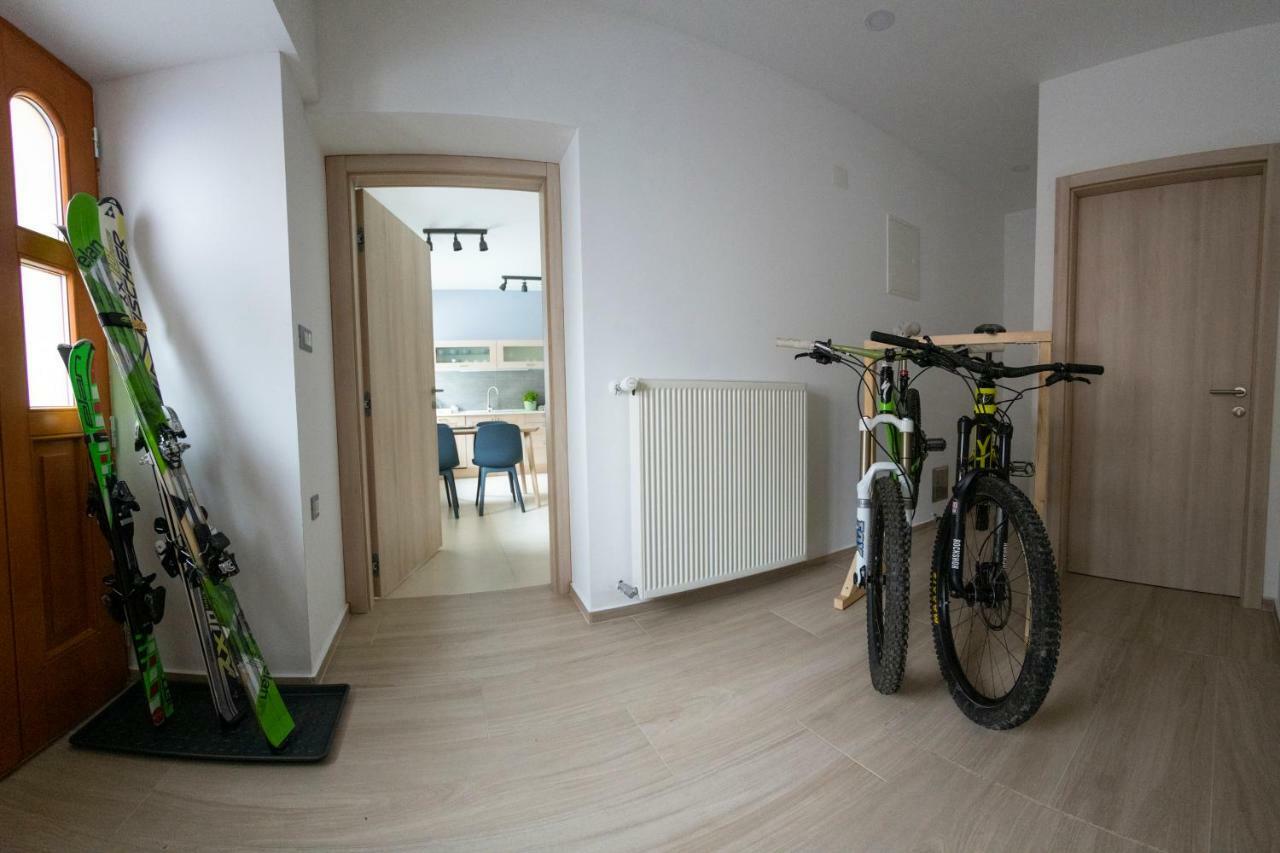 Appartamento Hisa Urska Log pod Mangartom Esterno foto