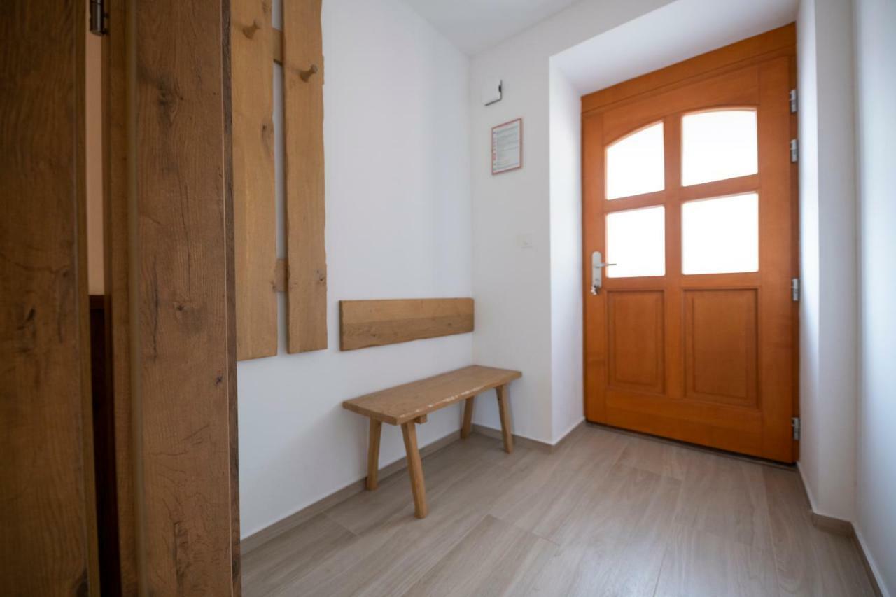 Appartamento Hisa Urska Log pod Mangartom Esterno foto