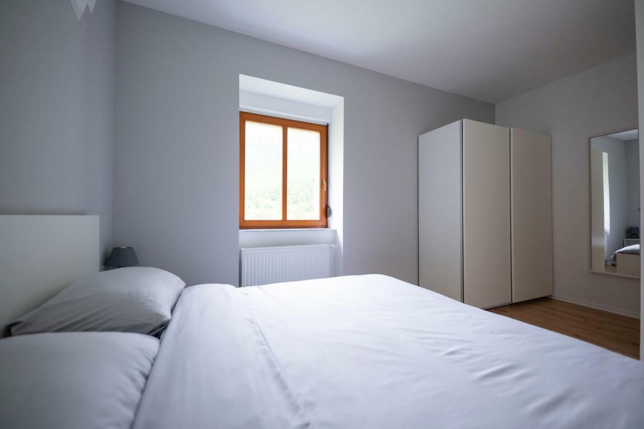 Appartamento Hisa Urska Log pod Mangartom Esterno foto