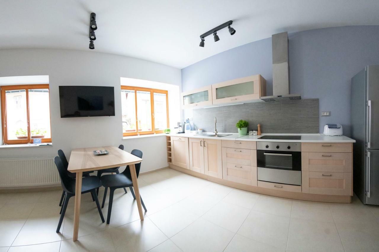 Appartamento Hisa Urska Log pod Mangartom Esterno foto